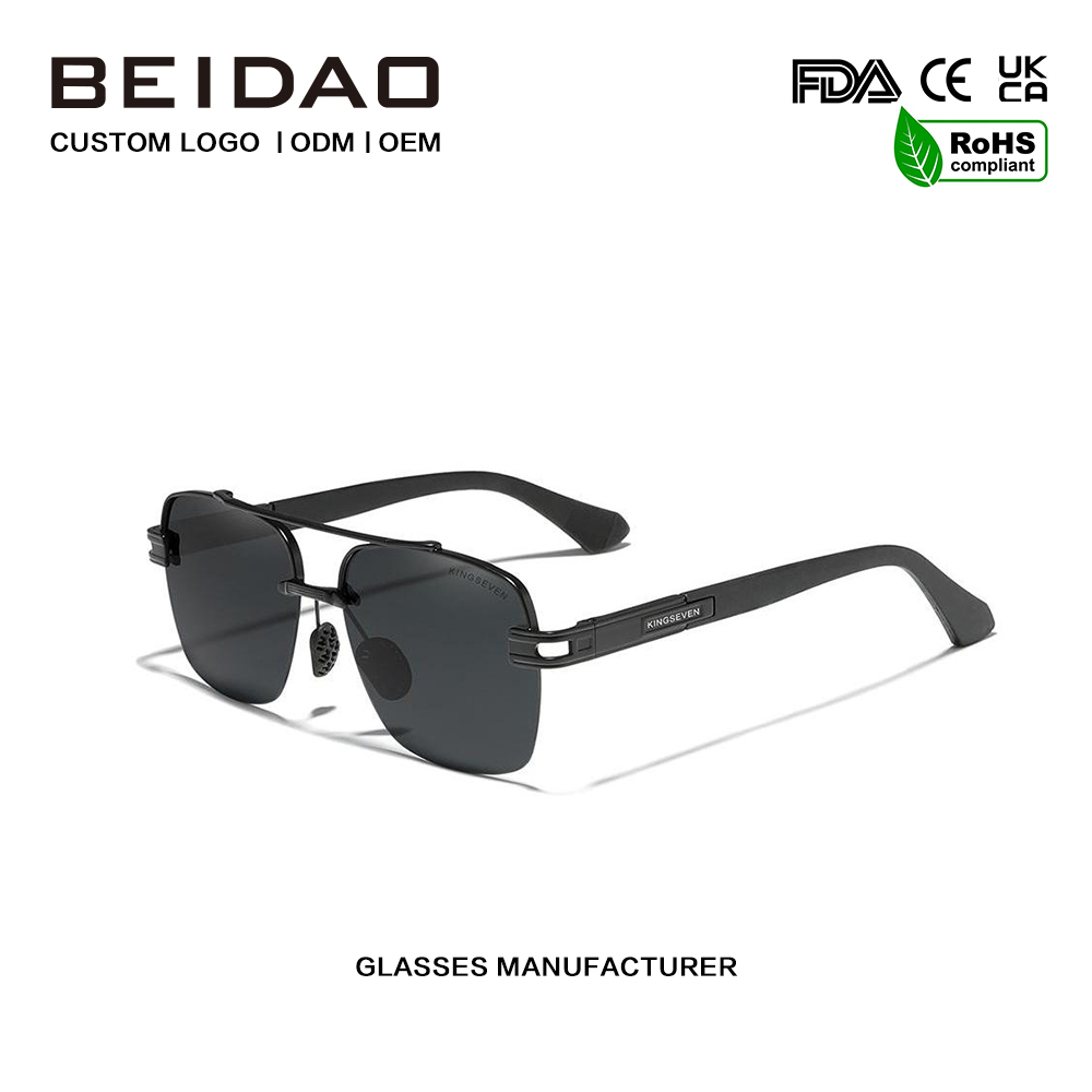 Retro polarizatutako eguzkitako betaurreko koloretsuak